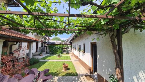 One-Bedroom Apartment with Terrace