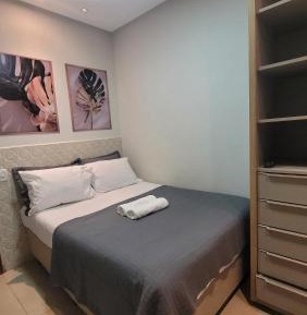 One-Bedroom Premier Apartment