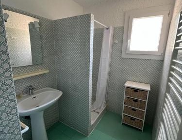 One-Bedroom Apartment with Mezzanine