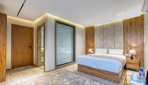 King Room with Pool View