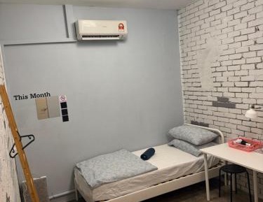 Twin Room with Shared Toilet