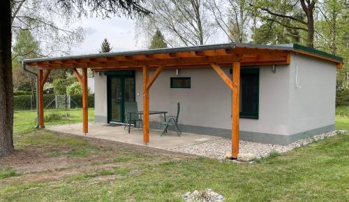 Bungalow with Patio