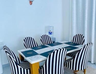 Three-Bedroom Apartment with Balcony