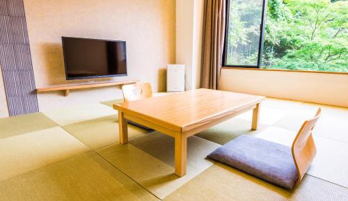 Superior Japanese-Style-Room 26 sqm - Shared Bathroom - Non-Smoking
