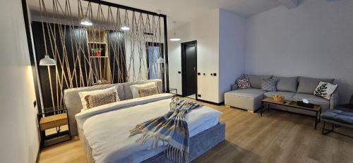 Family Room with Lake View