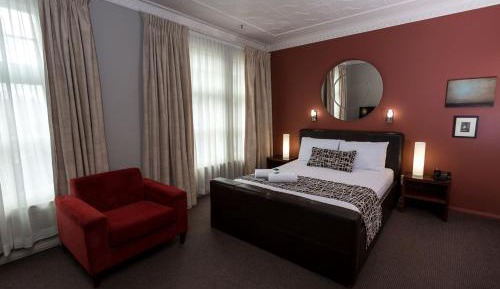 Queen Room