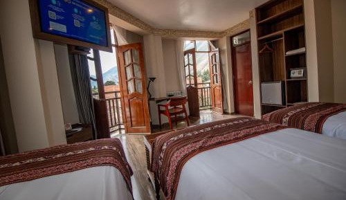 Triple Room with Private Bathroom