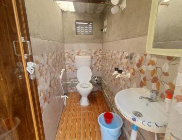 Mixed Dormitory Room
