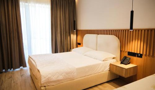 Standard Triple Room with Sea View