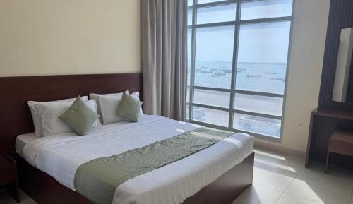 Two-Bedroom Apartment with Balcony and Sea View