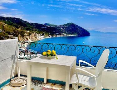 Deluxe Single Room with Sea View