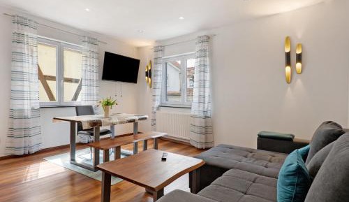 Superior One-Bedroom Apartment