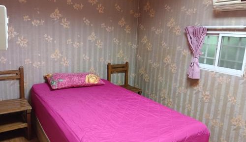 Standard Double Room with Shared Bathroom