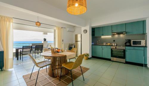 Studio Apartment with Sea View