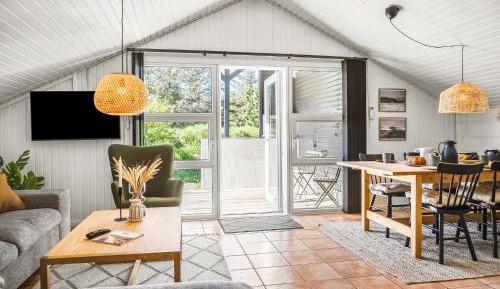 Three-Bedroom Holiday Home 