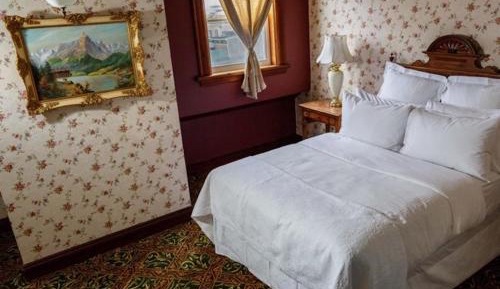 Small Double Room