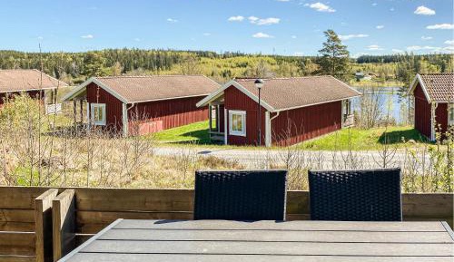 One-Bedroom Holiday Home