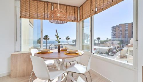 Superior One-Bedroom Apartment