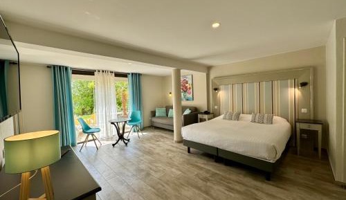 King Room with Balcony