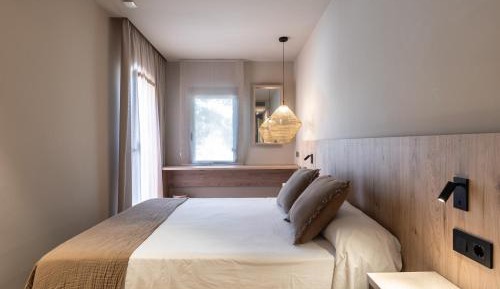 Double Room with Mountain View