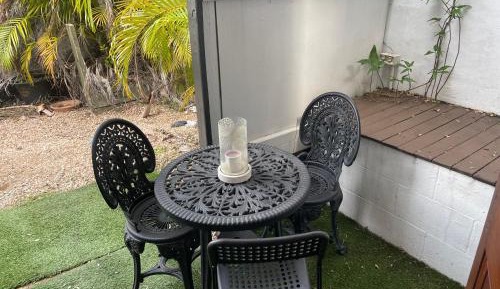 Queen Room with Garden View