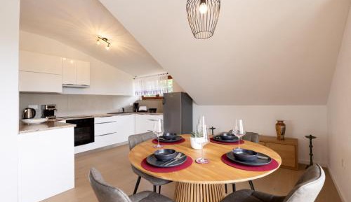 One-Bedroom Apartment with Balcony