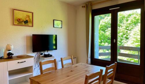 Studio Apartment with Balcony
