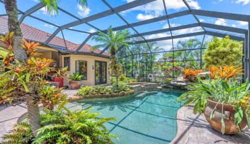Four-Bedroom Holiday Home