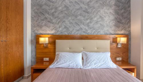 Family Two-Bedroom Apartment Sea Front