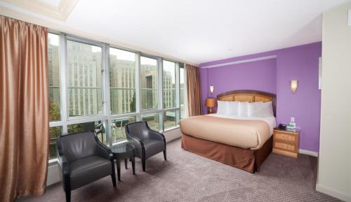 Deluxe City View King Suite with Balcony