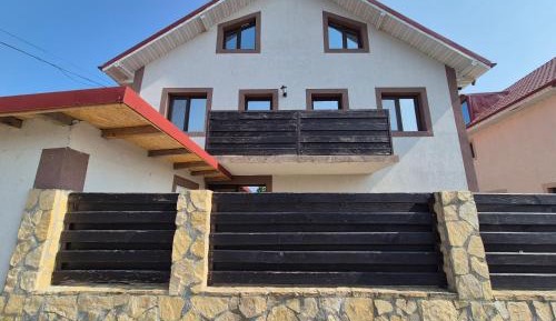 Three-Bedroom Townhouse