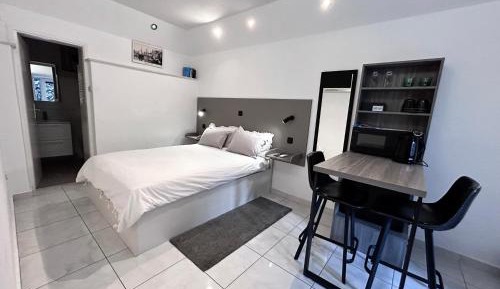 Double Room with Patio