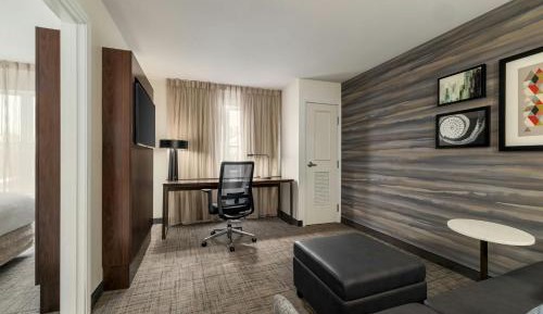 One-Bedroom Suite with Sofa Bed