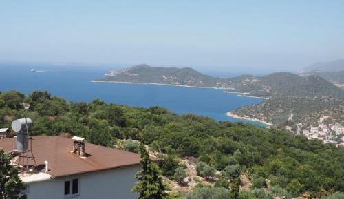 Three-Bedroom Apartment with Sea View
