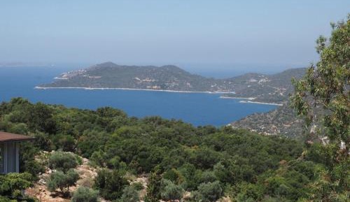 Three-Bedroom Apartment with Sea View