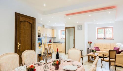 Two-Bedroom Holiday Home