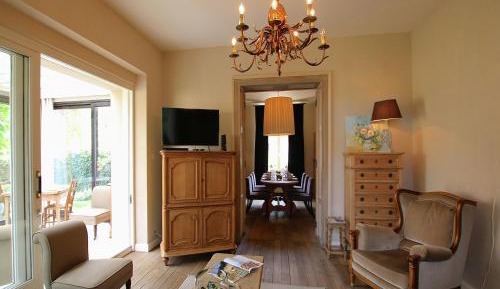 Four-Bedroom Holiday Home
