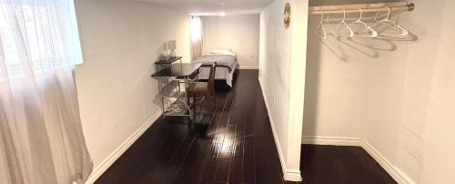 Single Room with Private Bathroom