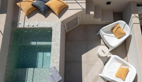 One-Bedroom Apartment with Balcony and City View