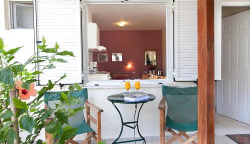 Studio with Garden View
