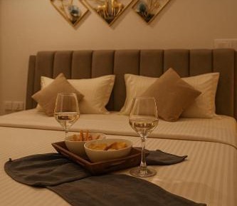 Apartment with Lake View