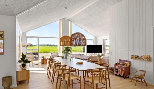 Five-Bedroom Holiday Home