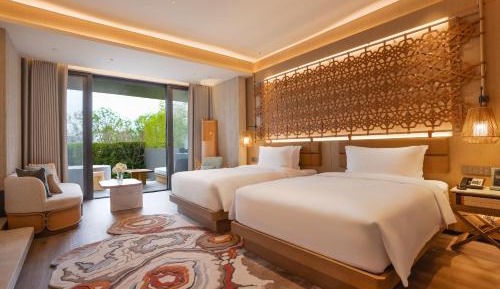Deluxe Double Room with Two Double Beds and Expo Park View - Private Courtyard