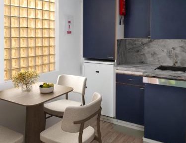 Quadruple Room with Private Bathroom