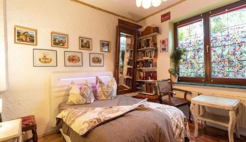 Three-Bedroom Holiday Home 
