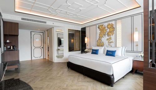Deluxe Twin Room with Pool View
