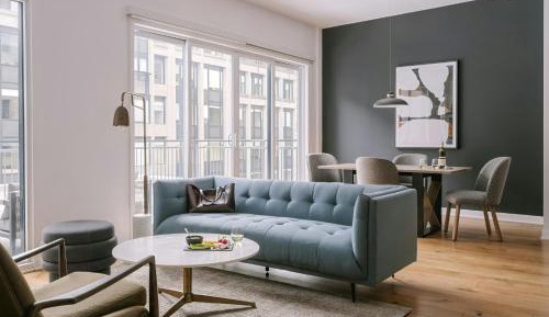 Three-Bedroom Apartment with Balcony