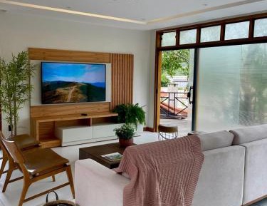 Four-Bedroom Holiday Home