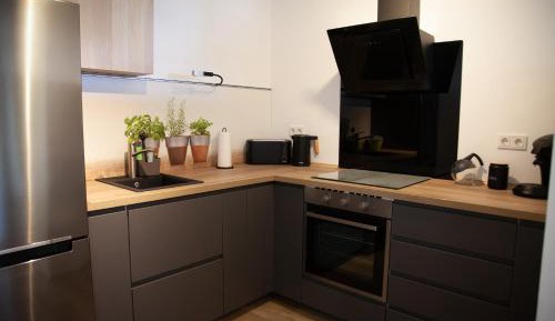 Studio Apartment with Balcony