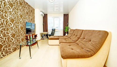 Two-Bedroom Deluxe Apartment with Balcony